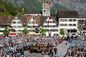 restaurant-bergli-glarus-landsgemeinde-glarus-traditonelles-essen